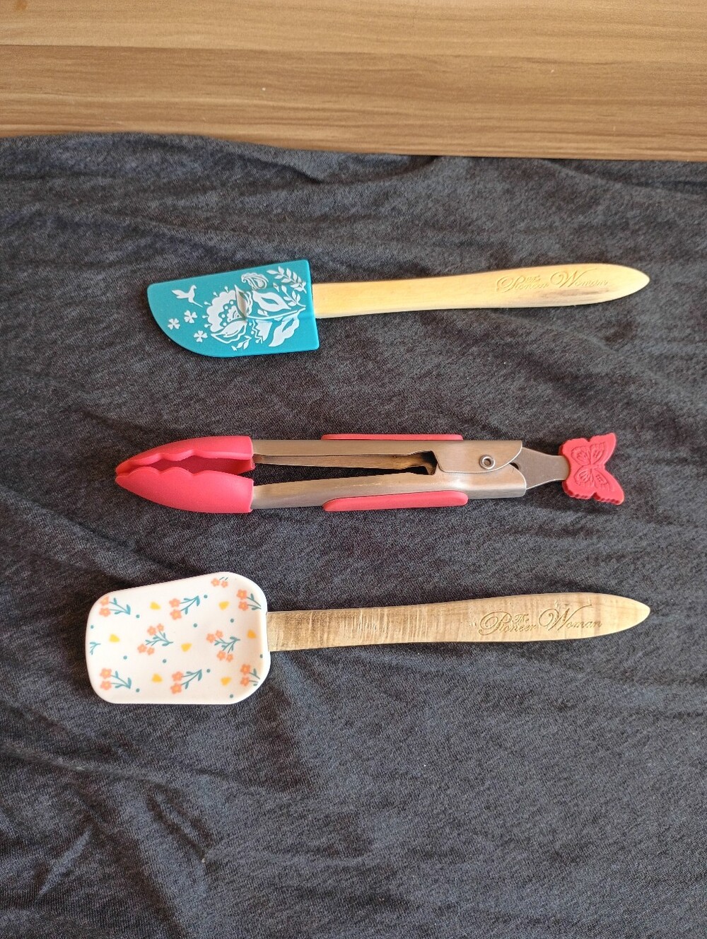 The Pioneer Woman Kitchen Utensil Set - Picture 8 of 10
